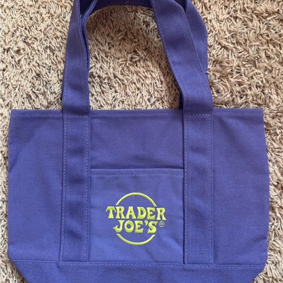 Trader Joe’s Mini Halloween Tote Set  (4) - Picture 3 of 5